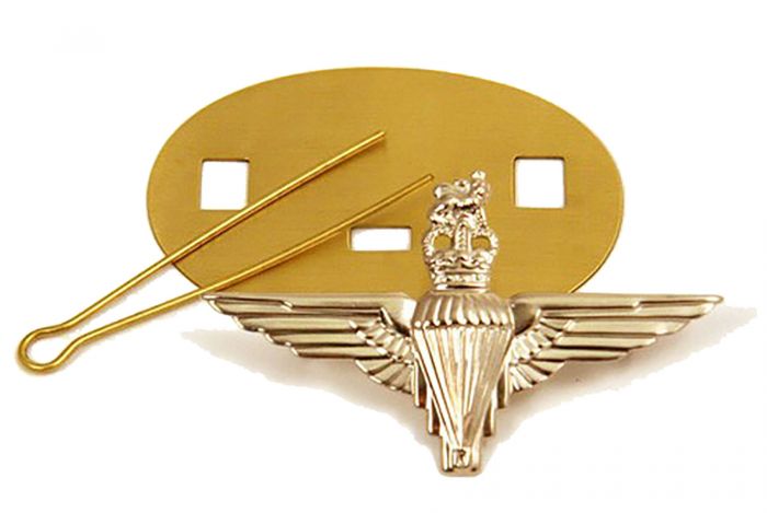 Parachute Regiment issue Cap Badge