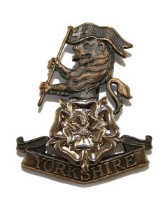 Issue Yorkshire Regiment Bronze Cap / Beret Badge